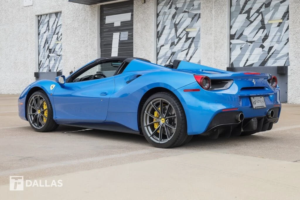 2018 Ferrari 488 Spider - Image 10 of 31