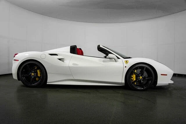 2018 Ferrari 488 Spider - Image 9 of 31