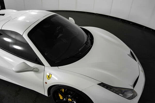 2018 Ferrari 488 Spider - Image 28 of 31