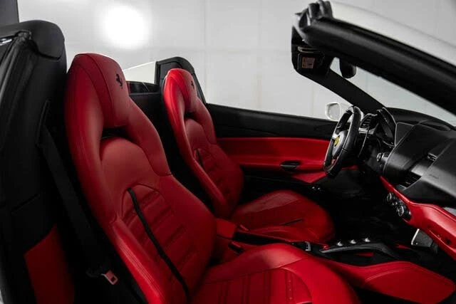 2018 Ferrari 488 Spider - Image 24 of 31