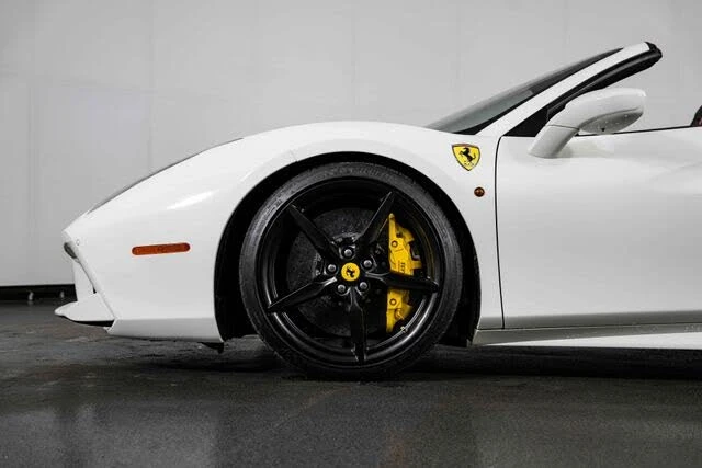 2018 Ferrari 488 Spider - Image 12 of 31
