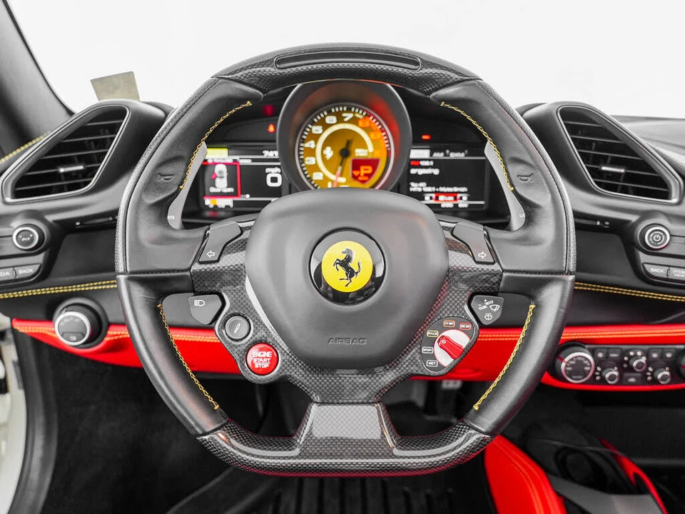 2018 Ferrari 488 Spider - Image 11 of 31