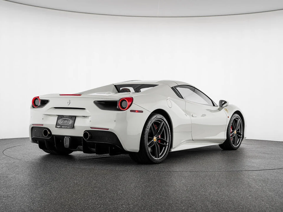 2018 Ferrari 488 Spider - Image 6 of 31