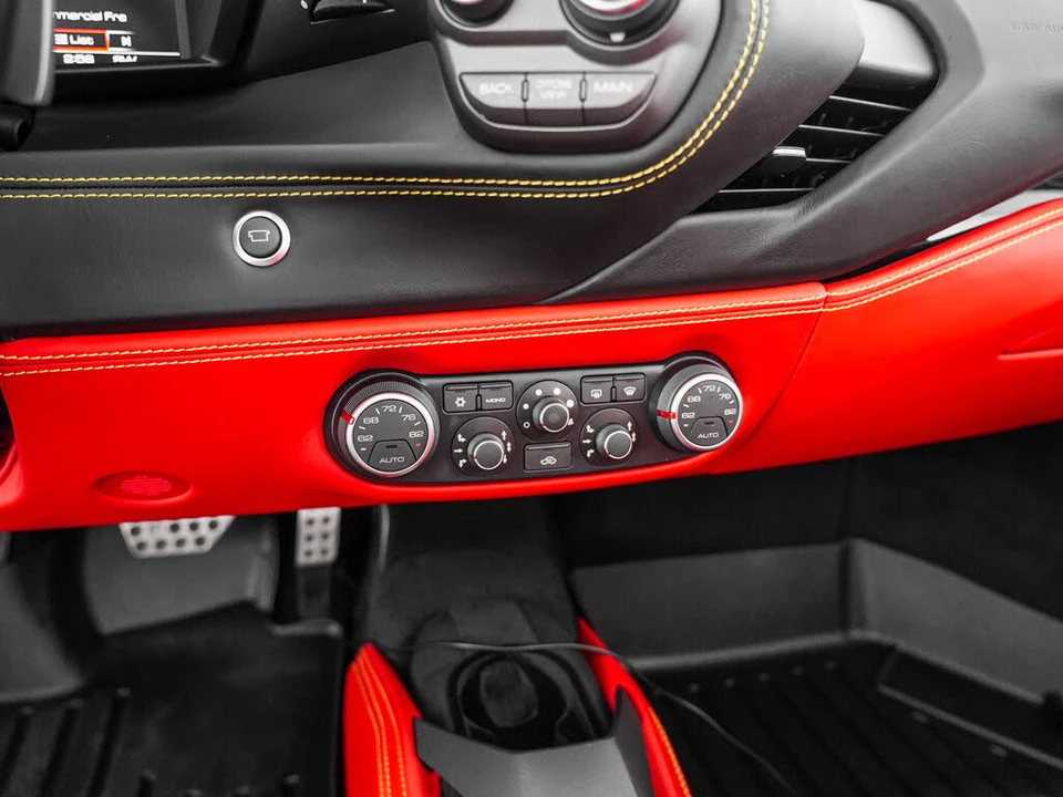 2018 Ferrari 488 Spider - Image 27 of 31