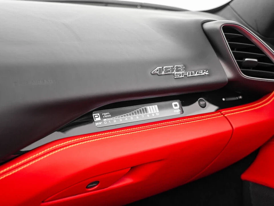 2018 Ferrari 488 Spider - Image 29 of 31
