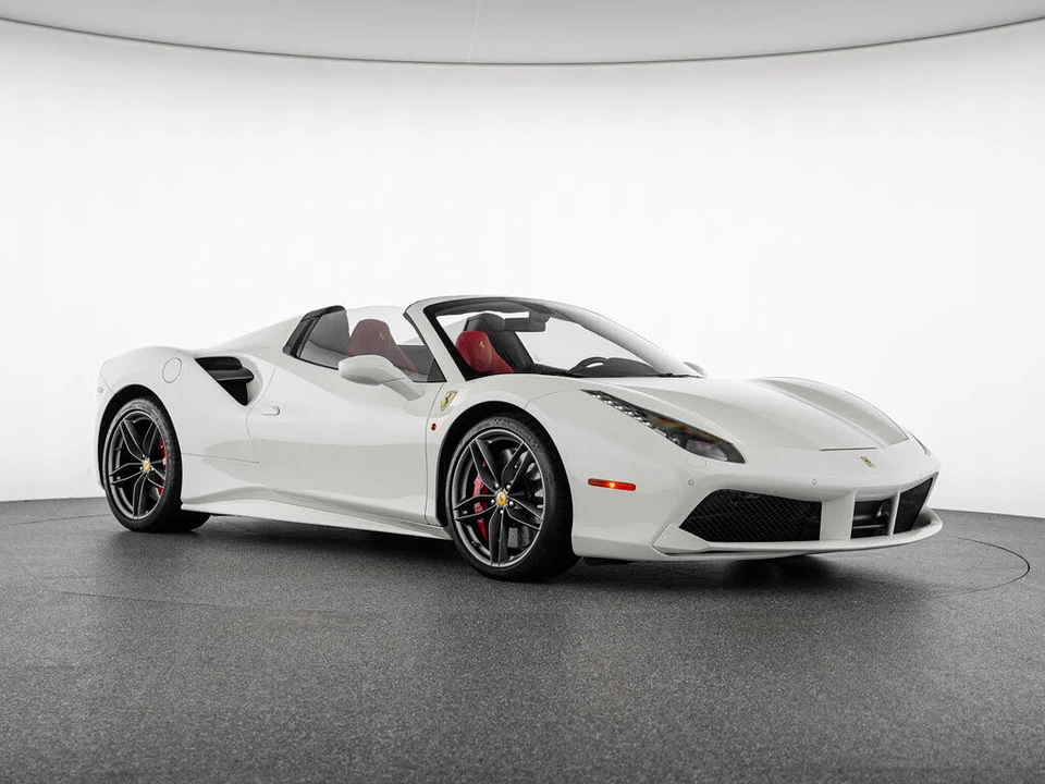 2018 Ferrari 488 Spider - Image 8 of 31
