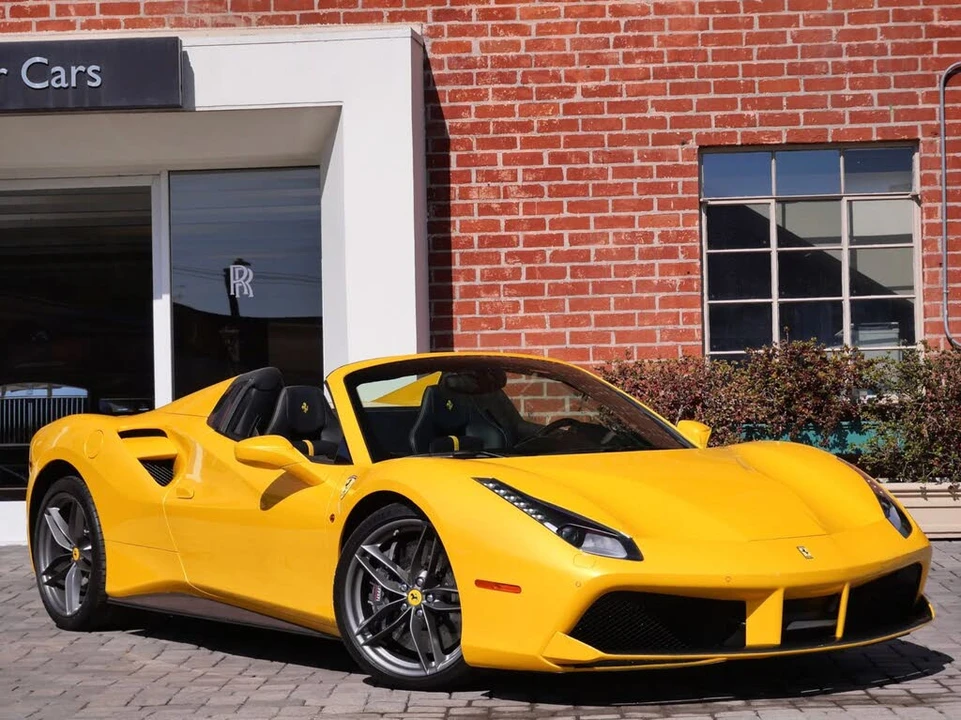 2018 Ferrari 488 Spider - Image 2 of 31