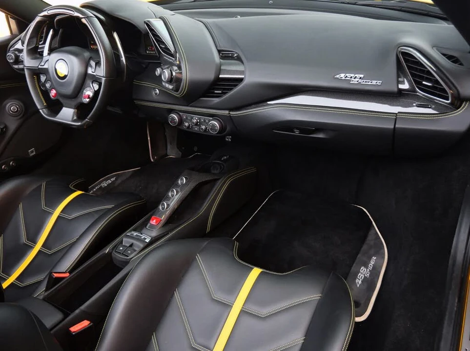 2018 Ferrari 488 Spider - Image 27 of 31