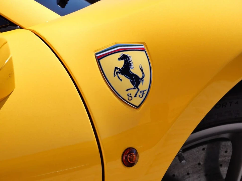 2018 Ferrari 488 Spider - Image 11 of 31