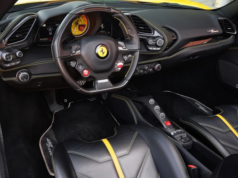 2018 Ferrari 488 Spider - Image 17 of 31