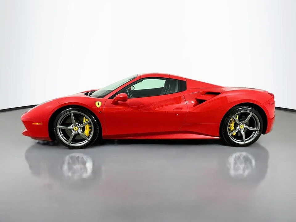 2018 Ferrari 488 Spider - Image 8 of 31