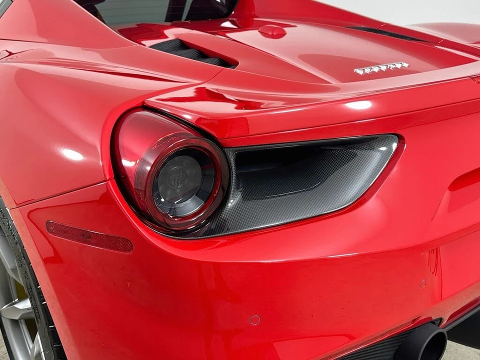 2018 Ferrari 488 Spider - Image 12 of 31