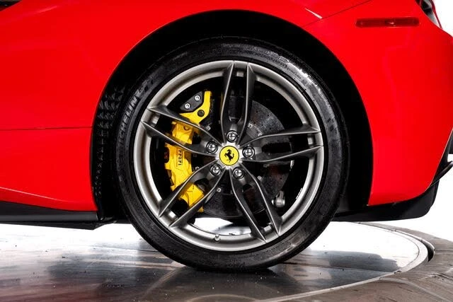 2018 Ferrari 488 Spider - Image 19 of 31