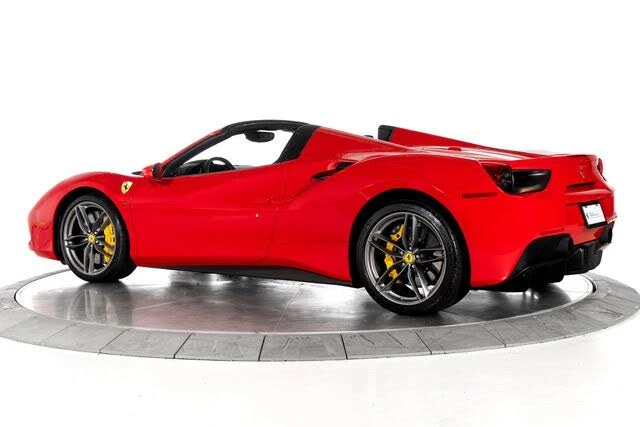 2018 Ferrari 488 Spider - Image 7 of 31