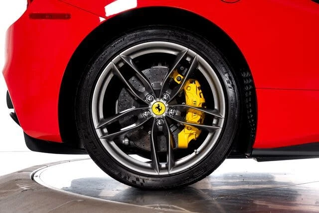 2018 Ferrari 488 Spider - Image 20 of 31