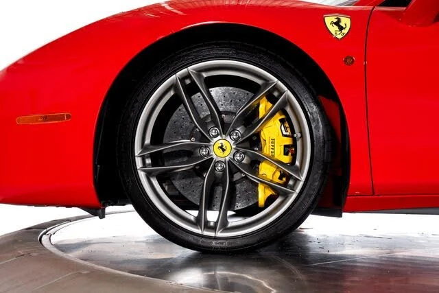 2018 Ferrari 488 Spider - Image 18 of 31