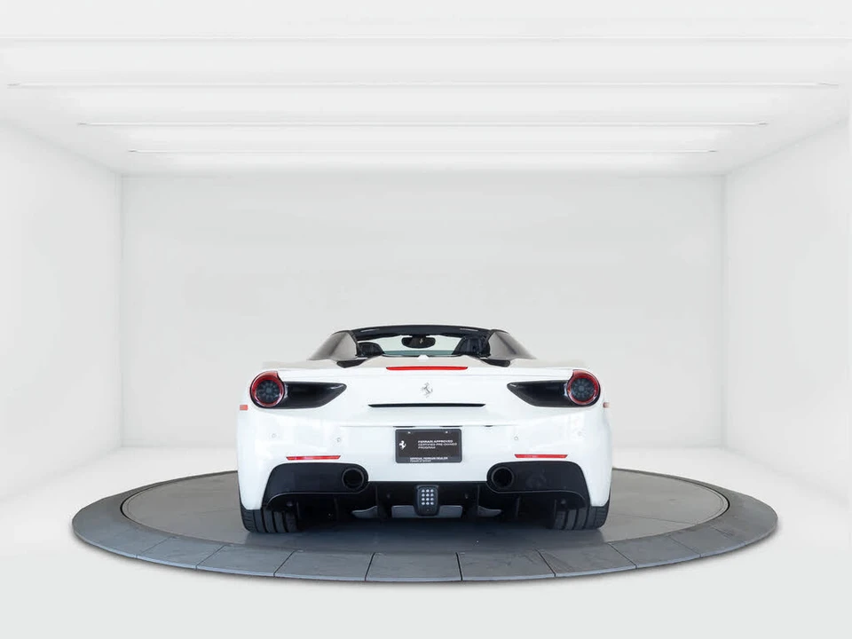 2018 Ferrari 488 Spider - Image 4 of 6