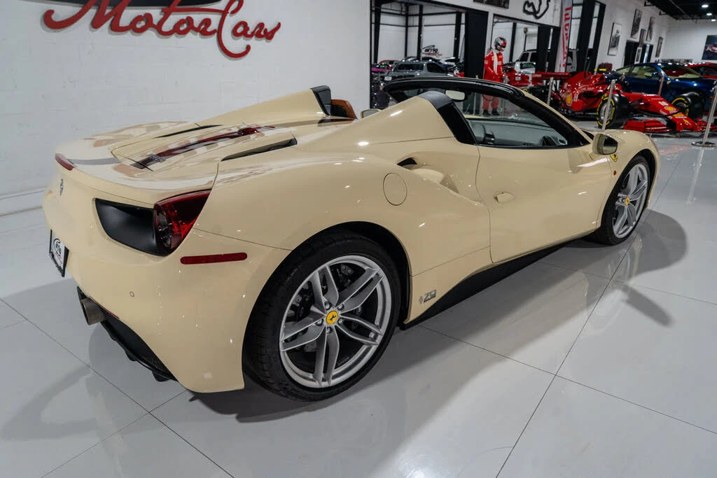 2018 Ferrari 488 Spider - Image 7 of 31