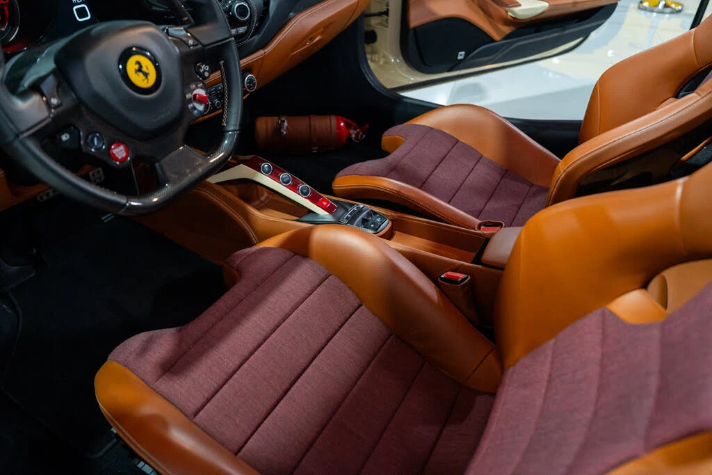 2018 Ferrari 488 Spider - Image 29 of 31