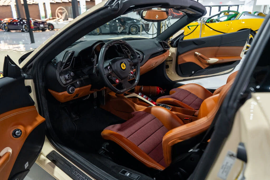 2018 Ferrari 488 Spider - Image 17 of 31