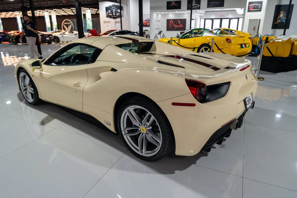 2018 Ferrari 488 Spider - Image 13 of 31