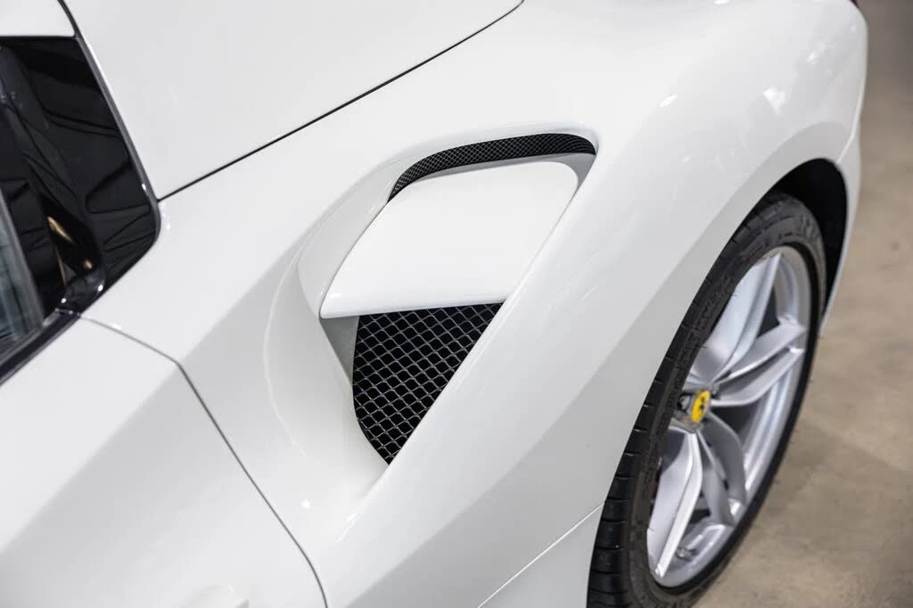 2018 Ferrari 488 Spider - Image 15 of 31