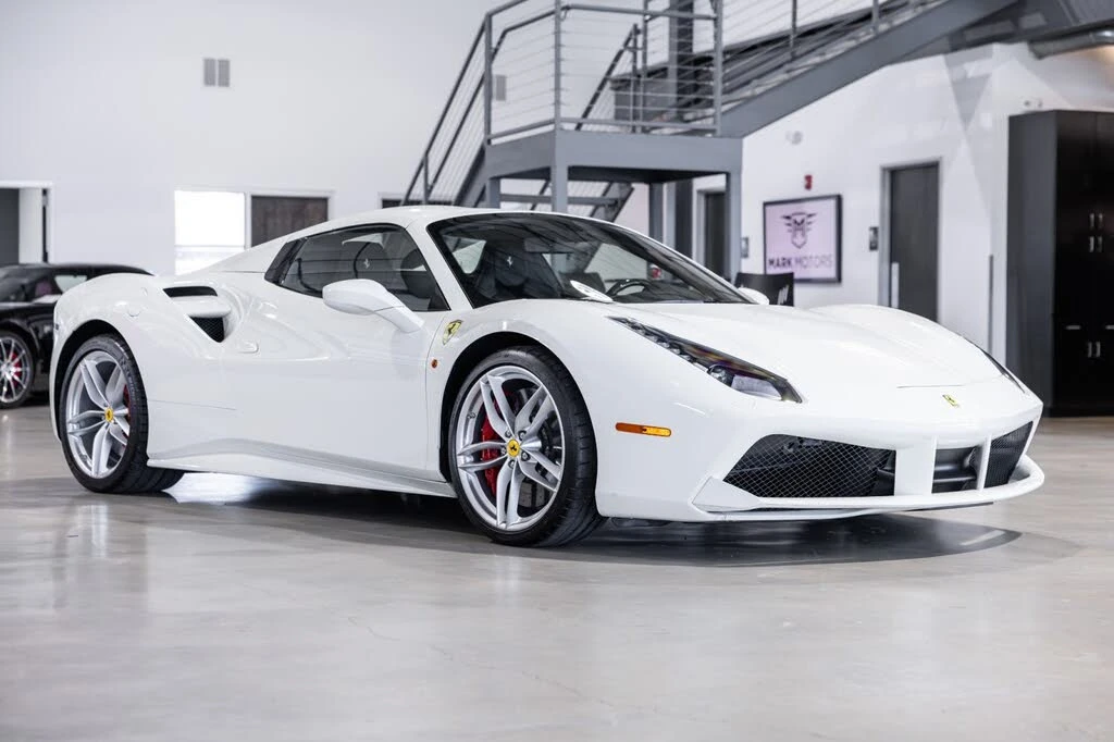 2018 Ferrari 488 Spider - Image 8 of 31
