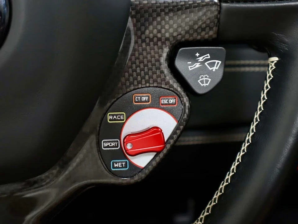 2018 Ferrari 488 Spider - Image 29 of 31