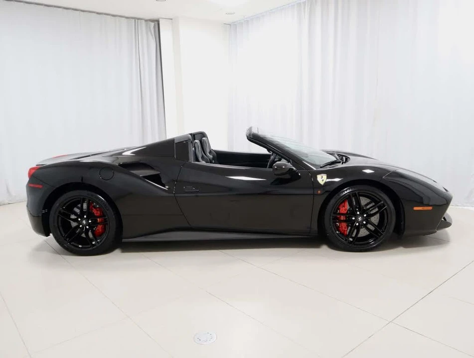 2018 Ferrari 488 Spider - Image 6 of 31