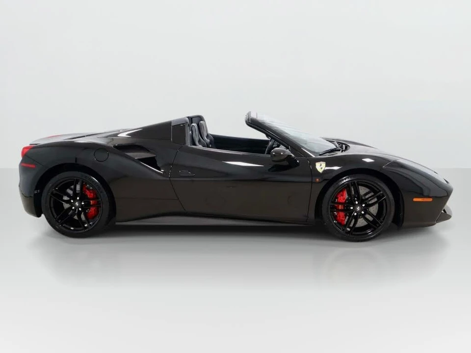 2018 Ferrari 488 Spider - Image 6 of 31