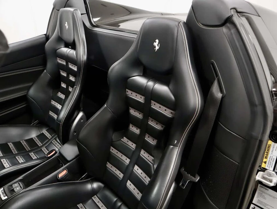 2018 Ferrari 488 Spider - Image 21 of 31