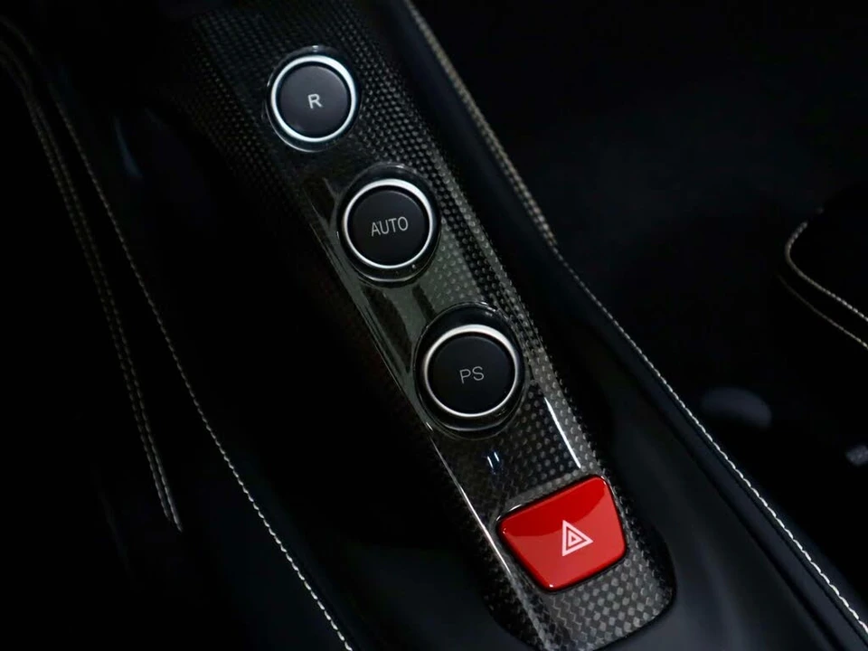 2018 Ferrari 488 Spider - Image 31 of 31