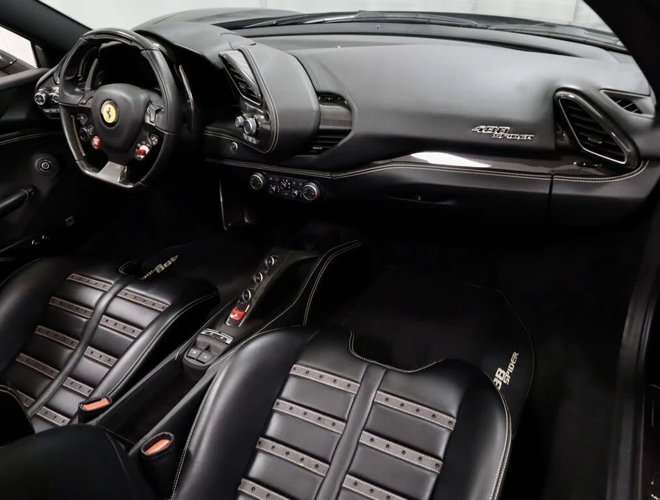 2018 Ferrari 488 Spider - Image 17 of 31
