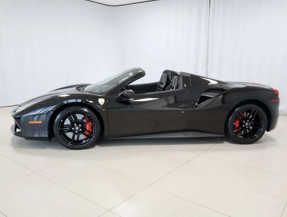 2018 Ferrari 488 Spider - Image 2 of 31