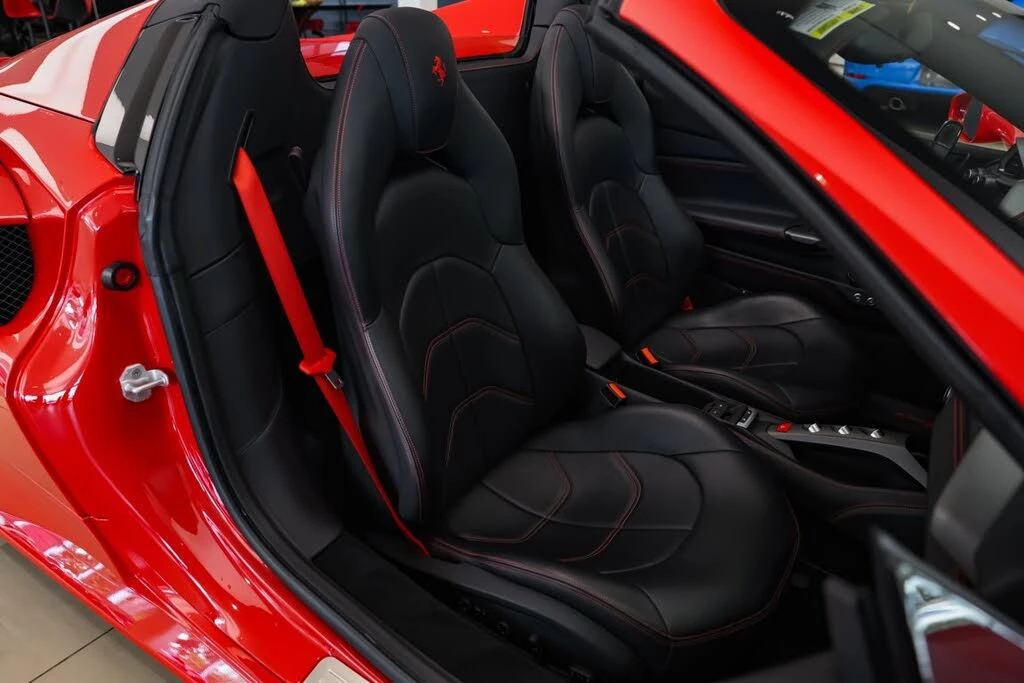 2018 Ferrari 488 Spider - Image 17 of 31