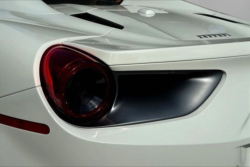 2018 Ferrari 488 Spider - Image 20 of 30