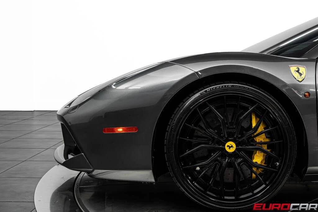 2018 Ferrari 488 Spider - Image 17 of 31