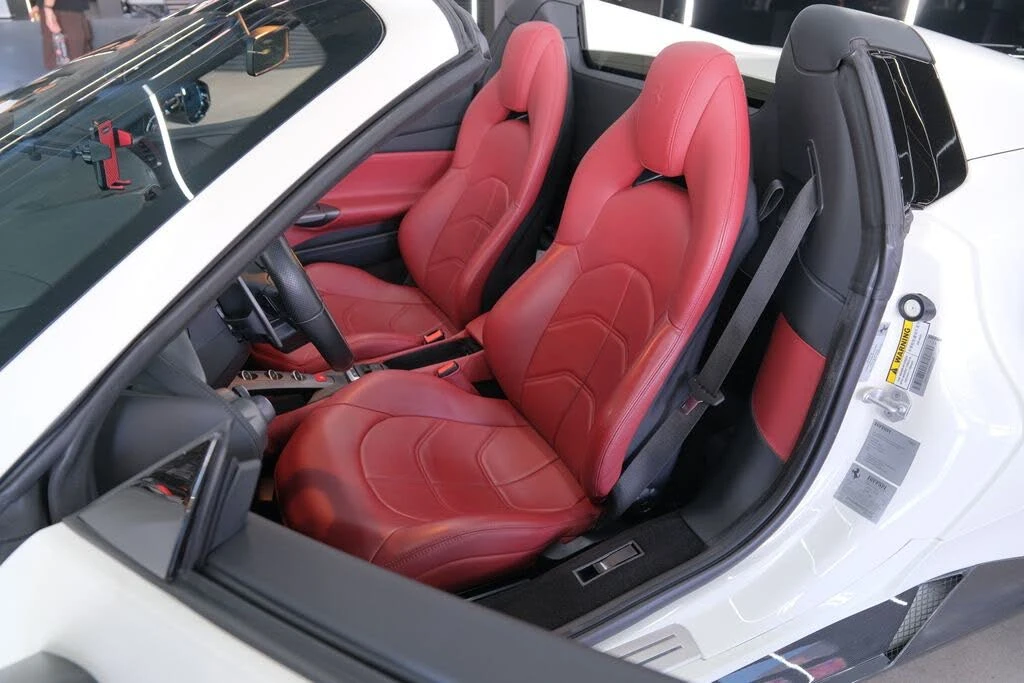 2018 Ferrari 488 Spider - Image 10 of 31