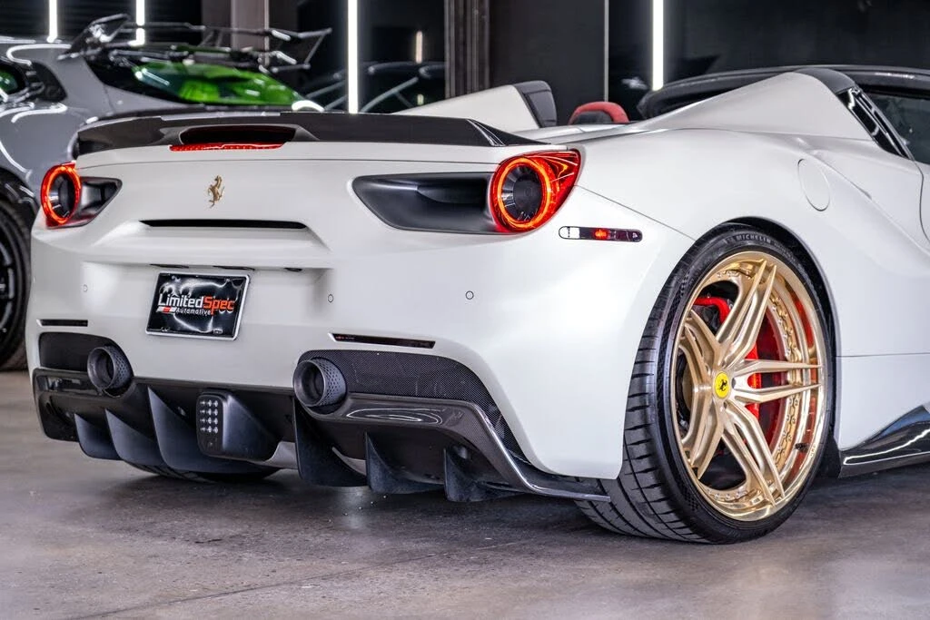 2018 Ferrari 488 Spider - Image 21 of 31