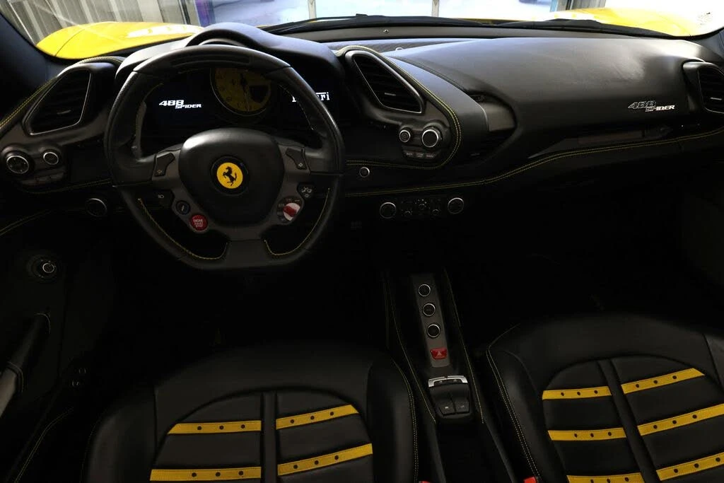 2018 Ferrari 488 Spider - Image 15 of 31