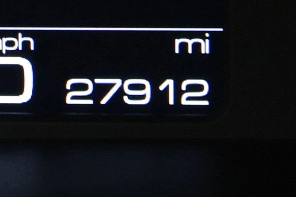 2018 Ferrari 488 Spider - Image 17 of 31