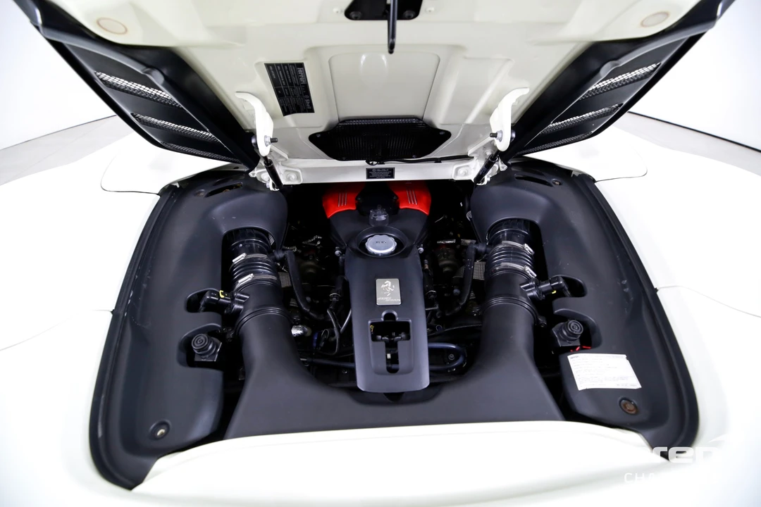 2018 Ferrari 488 Spider - Image 23 of 31