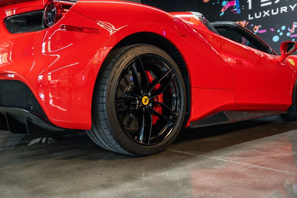 2018 Ferrari 488 Spider - Image 17 of 23