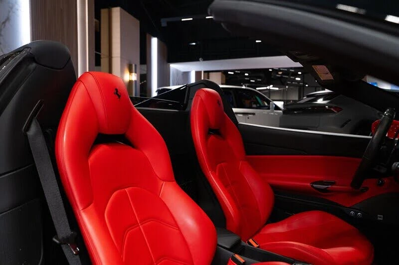 2018 Ferrari 488 Spider - Image 18 of 31