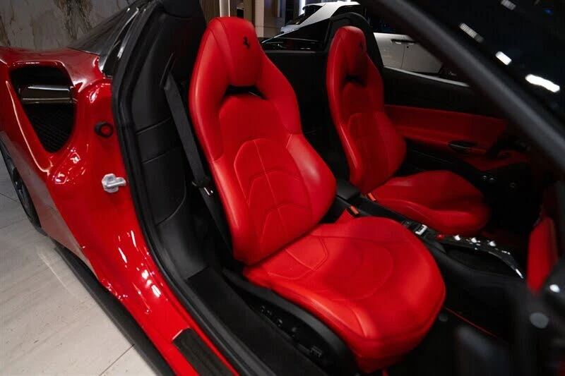 2018 Ferrari 488 Spider - Image 20 of 31