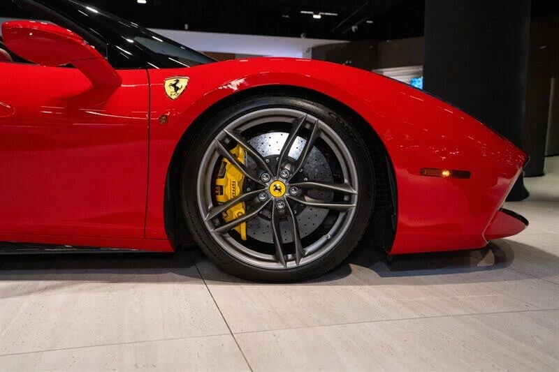 2018 Ferrari 488 Spider - Image 15 of 31