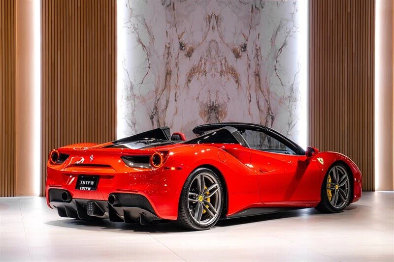 2018 Ferrari 488 Spider - Image 4 of 31