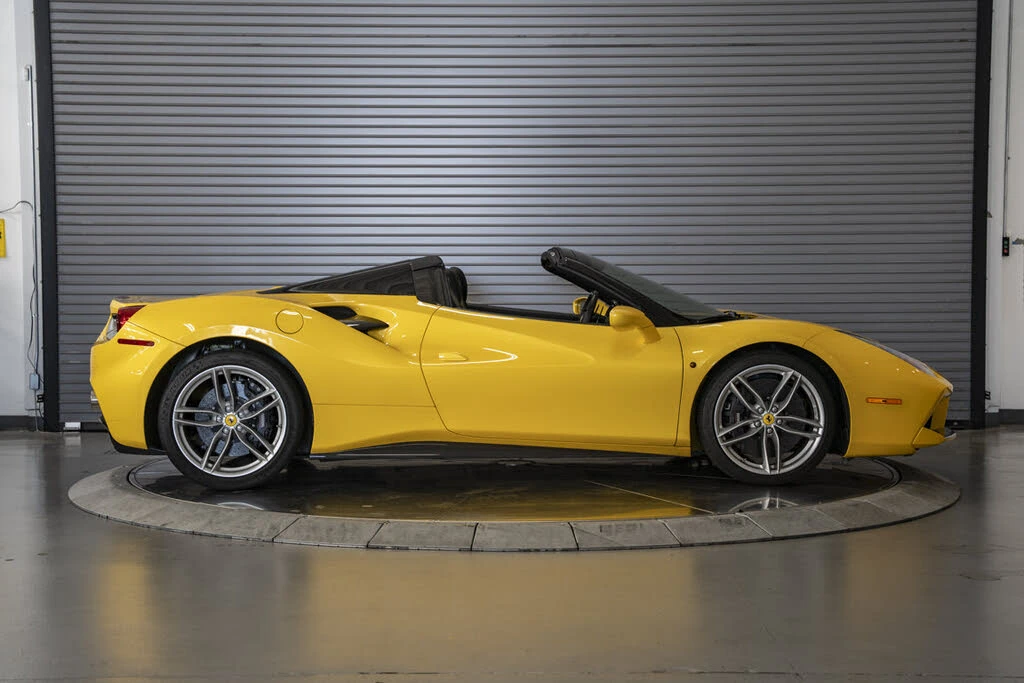 2018 Ferrari 488 Spider - Image 12 of 31