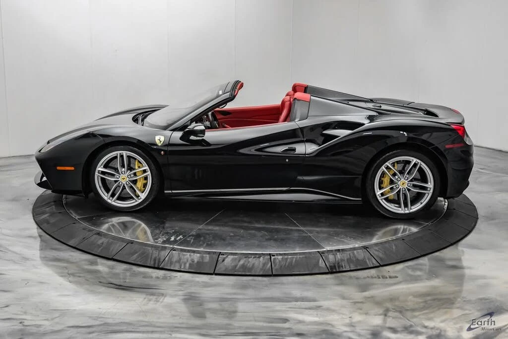 2018 Ferrari 488 Spider - Image 9 of 31