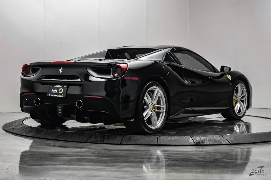 2018 Ferrari 488 Spider - Image 23 of 31